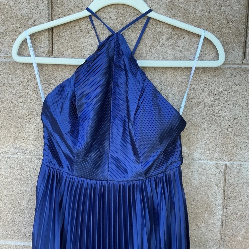 NWT Lulu’s Elaborate Charm Navy Blue Satin Pleated Backless Maxi Dress Small
